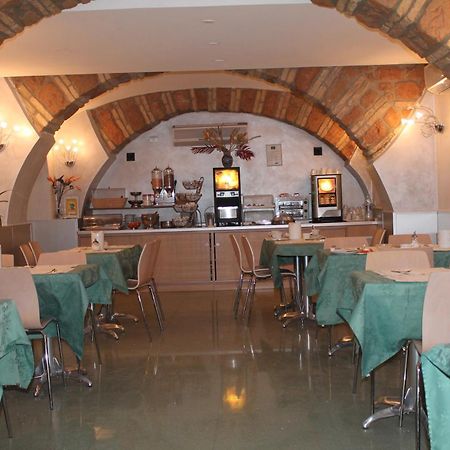 Hotel Dei Mille Рим Екстериор снимка