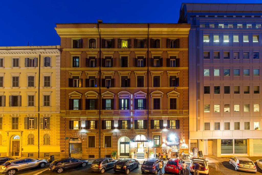 Hotel Dei Mille Рим Екстериор снимка